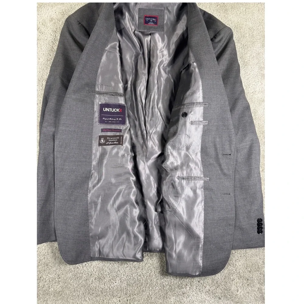 UNTUCKit grey wool